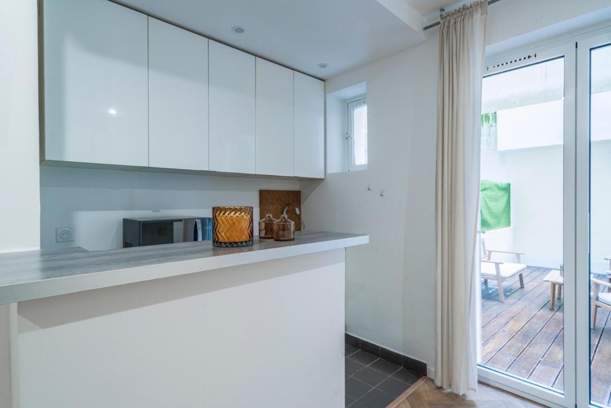 Apartment With Terrace #sacrecoeur#montmartre - V